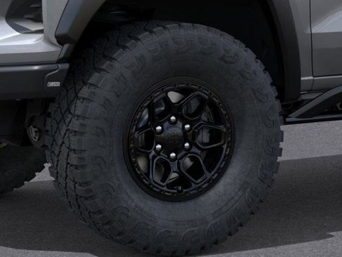 New 2026 Chevrolet Colorado ZR2 w/ ZR2 Bison Edition image 9
