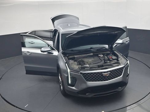 Used 2025 Cadillac XT4 Premium Luxury FWD image 48