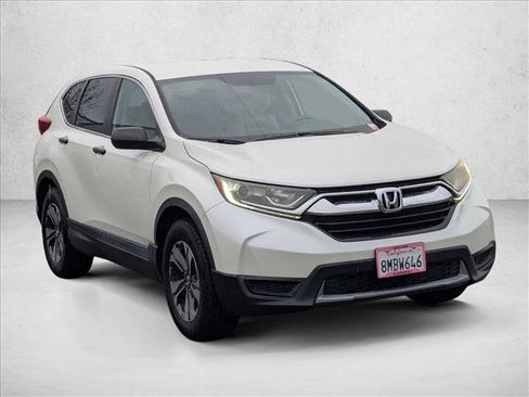 Used 2017 Honda CR-V LX image 3