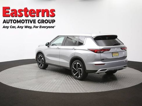 Used 2024 Mitsubishi Outlander SE FWD image 64