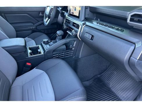 New 2026 Toyota Tacoma TRD Off-Road AWD/4WD image 15