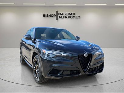 New 2025 Alfa Romeo Stelvio Sprint