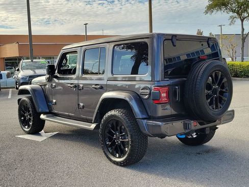 Used 2021 Jeep Wrangler Unlimited Sahara image 13