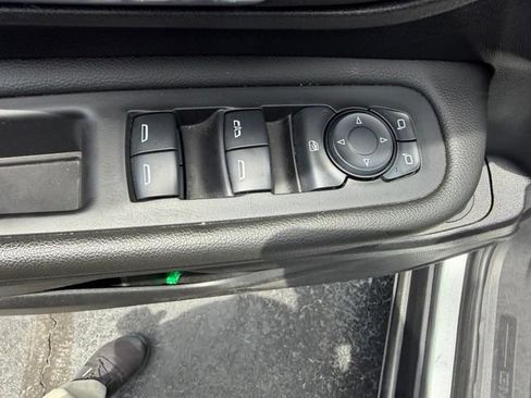 Certified 2024 GMC Terrain SLT AWD/4WD image 18