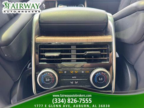 Used 2023 Land Rover Range Rover SE AWD/4WD image 26
