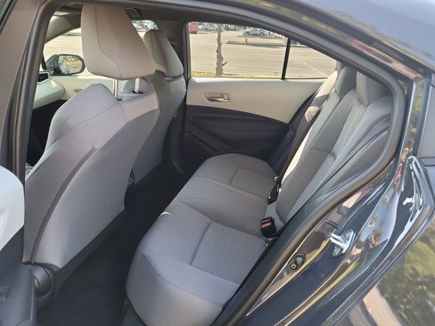 Certified 2025 Toyota Corolla SE w/ Convenience Package image 13