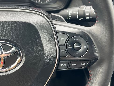 Certified 2024 Toyota Corolla Cross AWD Hybrid image 27