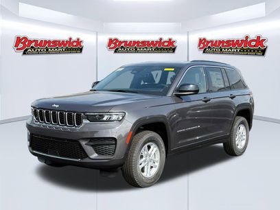 New 2025 Jeep Grand Cherokee Laredo w/ Trailer Tow Package