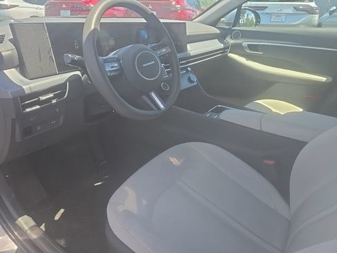 Used 2025 Hyundai Sonata SEL FWD image 7