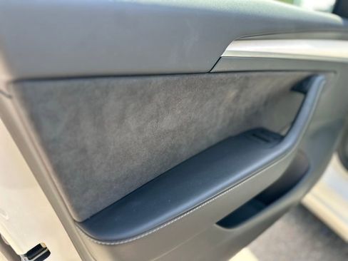 Used 2023 Tesla Model 3 Standard Range image 29