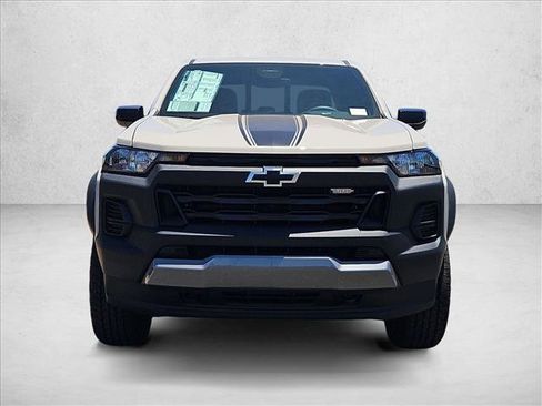 New 2026 Chevrolet Colorado Trail Boss w/ LPO, Hood Decal Package AWD/4WD image 6