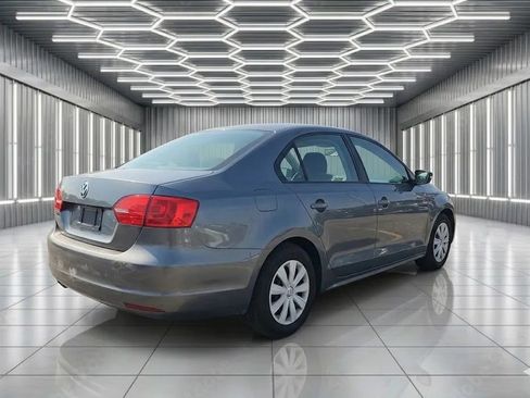 Used 2014 Volkswagen Jetta S FWD image 2