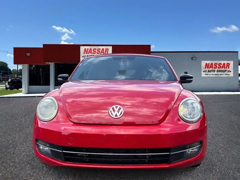 Used 2013 Volkswagen Beetle 2.0T image 2