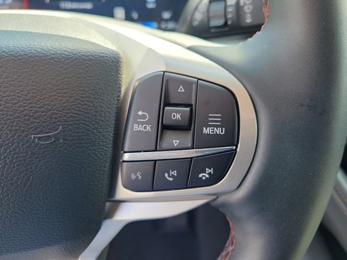 Certified 2025 Ford Explorer Active w/ Active Comfort Package AWD/4WD image 23