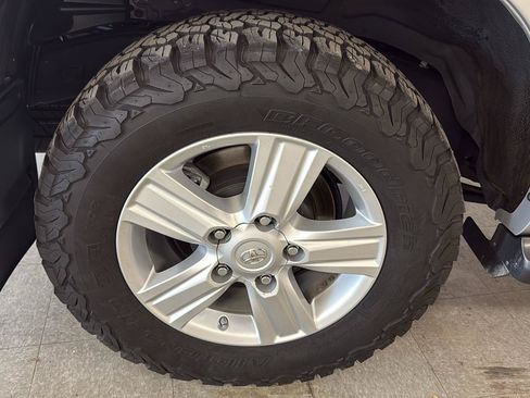 Used 2013 Toyota Land Cruiser AWD/4WD image 67