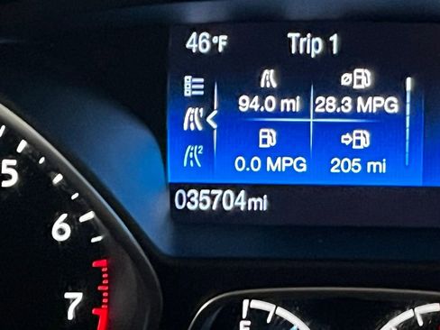 Used 2015 Ford Focus SE w/ SE Ecoboost Package image 20