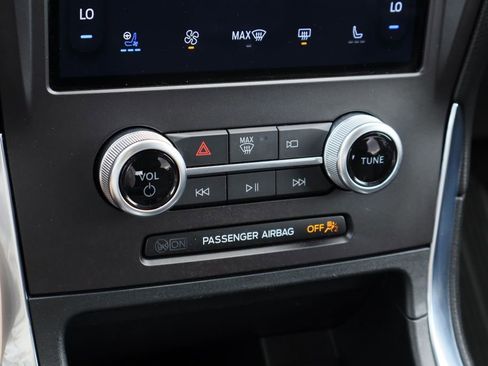 Used 2021 Ford Edge Titanium w/ Equipment Group 301A image 16