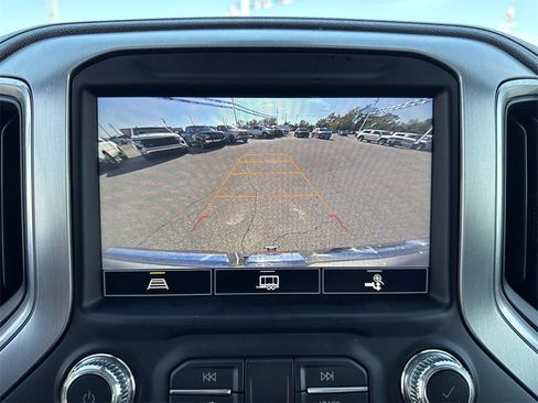 Used 2021 GMC Sierra 1500 SLT image 19
