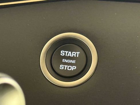 Certified 2026 Land Rover Range Rover Evoque S image 30