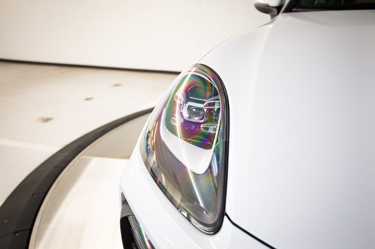 Certified 2023 Porsche Cayenne Platinum Edition AWD/4WD image 13