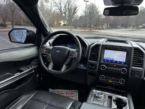 Used 2020 Ford Expedition XLT w/ Equipment Group 202A RWD image 26