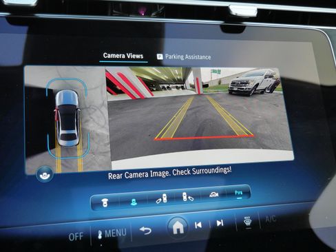 Used 2025 Mercedes-Benz E 350 4MATIC Sedan image 29