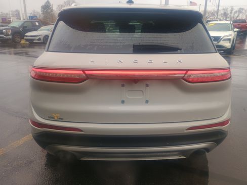 Used 2022 Lincoln Corsair AWD w/ Equipment Group 101A image 9