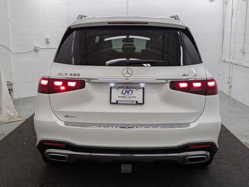 Used 2024 Mercedes-Benz GLS 450 4MATIC image 32