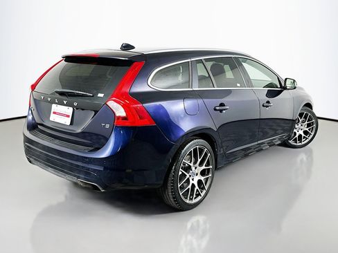 Used 2016 Volvo V60 T5 Platinum w/ Climate Package image 14