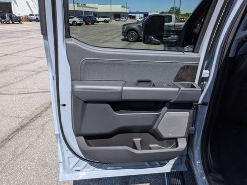 New 2026 Ford F350 4x4 Crew Cab DRW Super Duty image 21