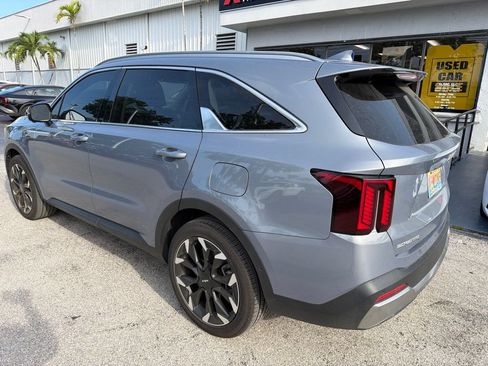 Used 2024 Kia Sorento SX FWD image 5