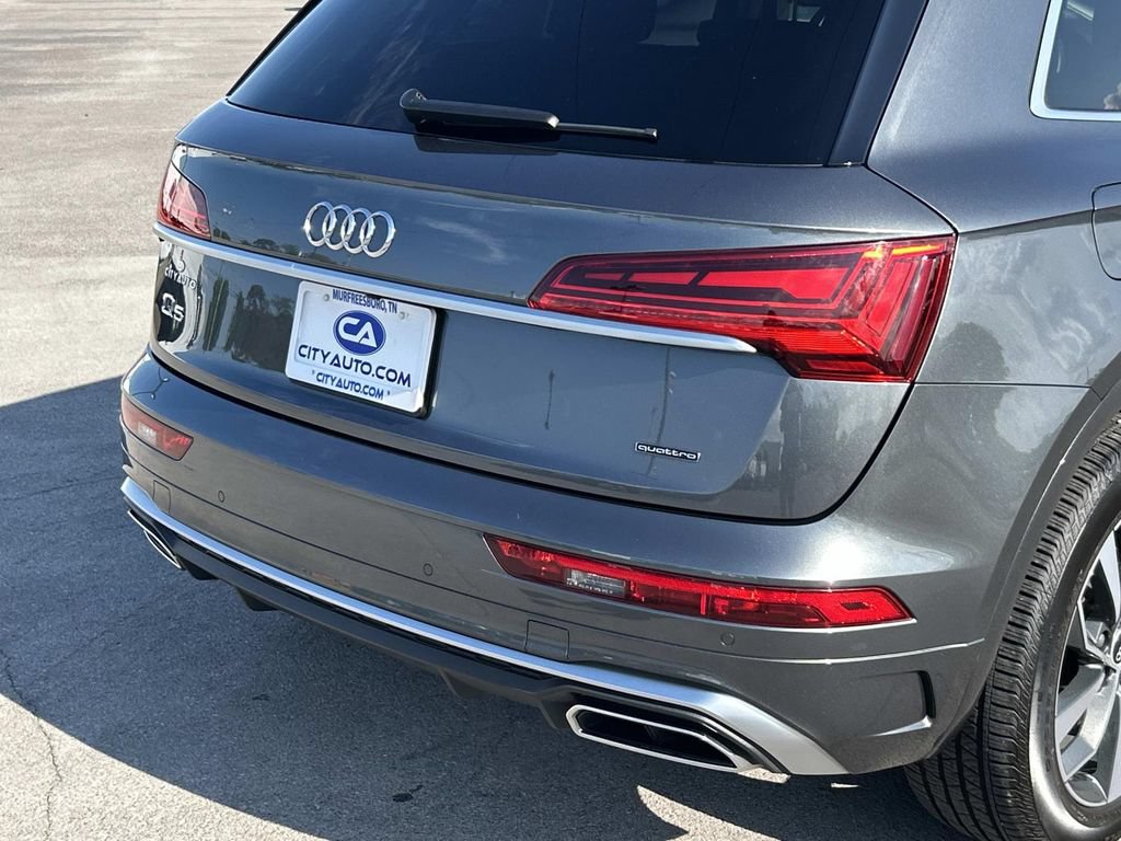 Used 2022 Audi Q5 2.0T Premium Plus w/ Premium Plus Package AWD/4WD image 13