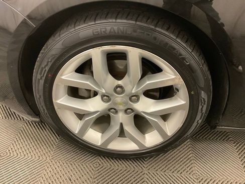 Used 2014 Chevrolet Impala LTZ FWD image 10
