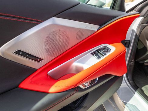 Used 2020 Chevrolet Corvette Stingray Preferred Cpe w/ 2LT Preferred Equipment Group image 38