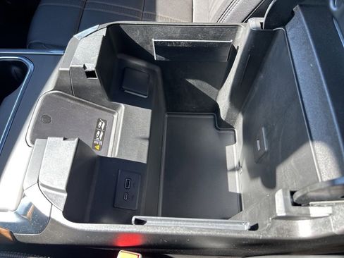 Used 2024 Chevrolet Silverado 2500 High Country w/ High Country Premium Package image 44