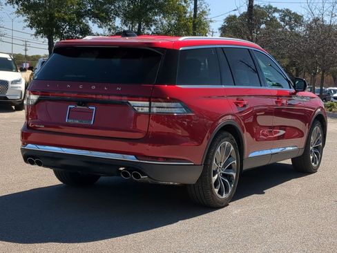 New 2026 Lincoln Aviator 2WD image 3