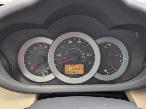 Used 2011 Toyota RAV4 4WD w/ Base L4 Extra Value Pkg image 16