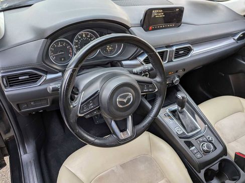 Used 2017 MAZDA CX-5 Touring w/ Preferred Equipment Package AWD/4WD image 15