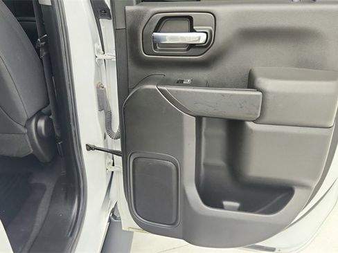 Used 2022 Chevrolet Silverado 2500 LT w/ Convenience Package image 34