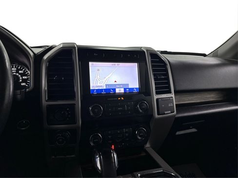 Used 2020 Ford F150 Lariat image 14