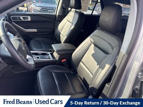 Certified 2022 Ford Explorer XLT w/ Equipment Group 202A image 20