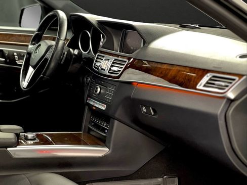 Used 2016 Mercedes-Benz E 350 4MATIC Wagon image 15