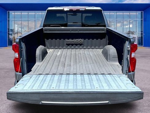 Used 2021 Chevrolet Silverado 1500 High Country w/ Technology Package AWD/4WD image 25