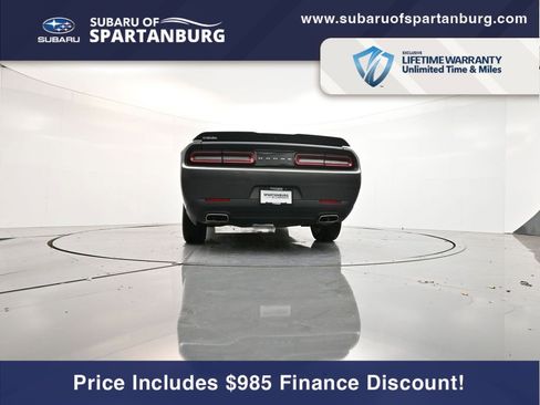 Used 2023 Dodge Challenger SXT image 29
