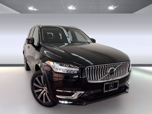 Used 2025 Volvo XC90 B6 Plus image 6