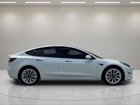 Used 2022 Tesla Model 3 Long Range AWD/4WD image 6