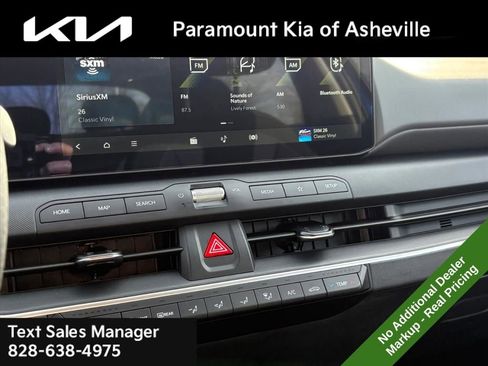 New 2025 Kia K4 LXS image 12