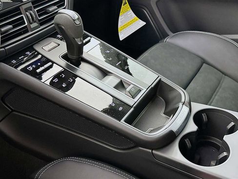 New 2026 Porsche Macan GTS AWD/4WD image 20