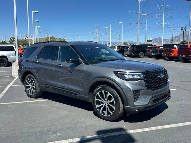 Used 2025 Ford Explorer ST-Line AWD/4WD image 9
