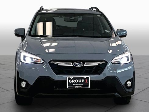 Used 2021 Subaru Crosstrek 2.5i Limited w/ Moonroof Package 1 AWD/4WD image 3